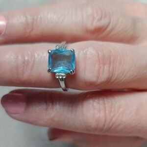 925 Silver Blue Topaz Solitaire Ring Size 7